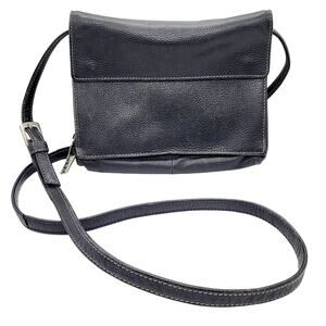 Vintage TUSK Black Pebbled Leather Adjustable Crossbody Zip Around Traveler Bag